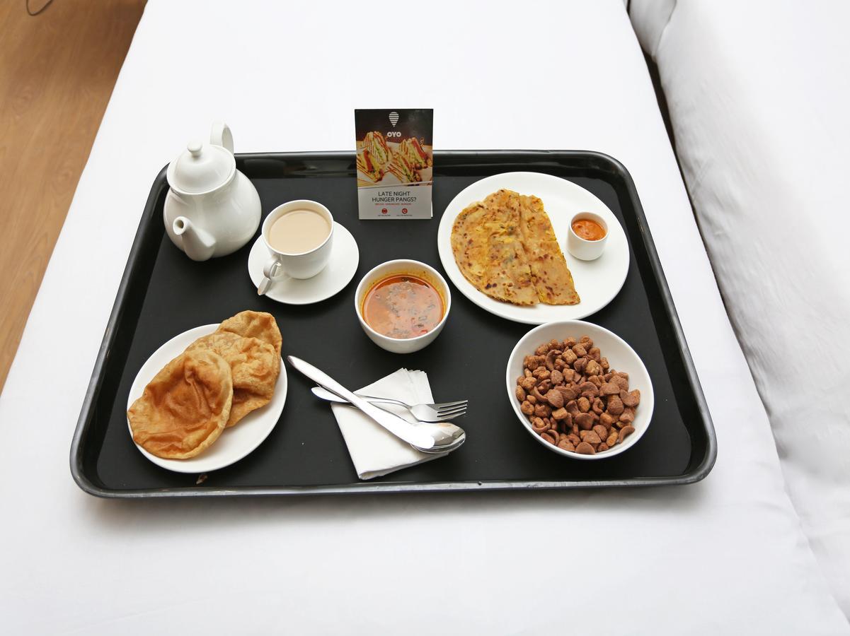 Oyo 9713 Hotel Regency Ajmer Esterno foto